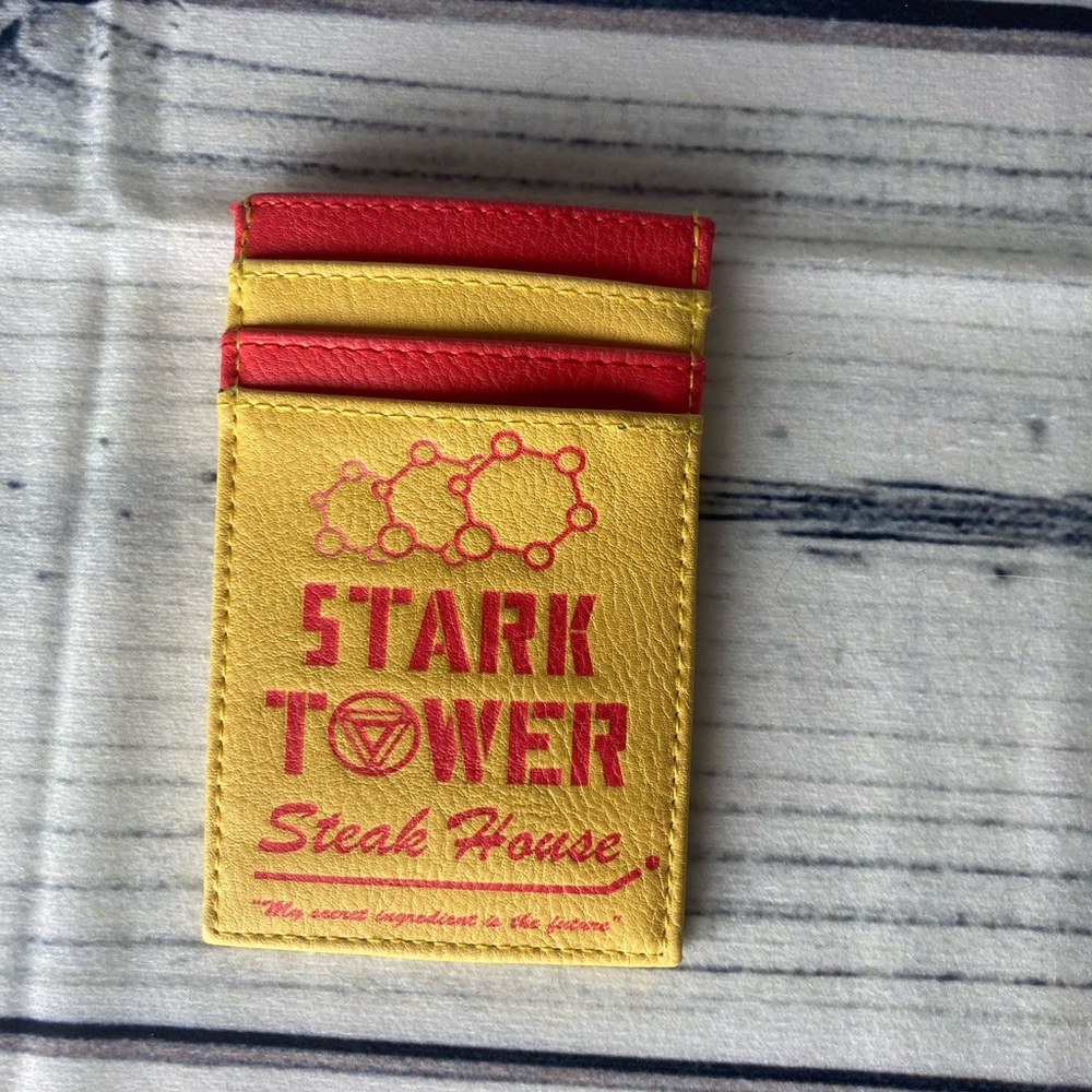 Marvel Eat the Universe Star Tower Steak House Cardholder